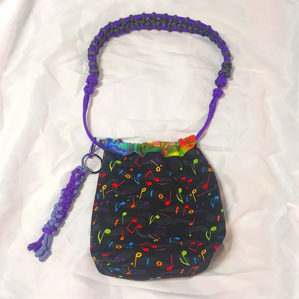 Handbag with Matching Keychain - Picture 2 of 4
